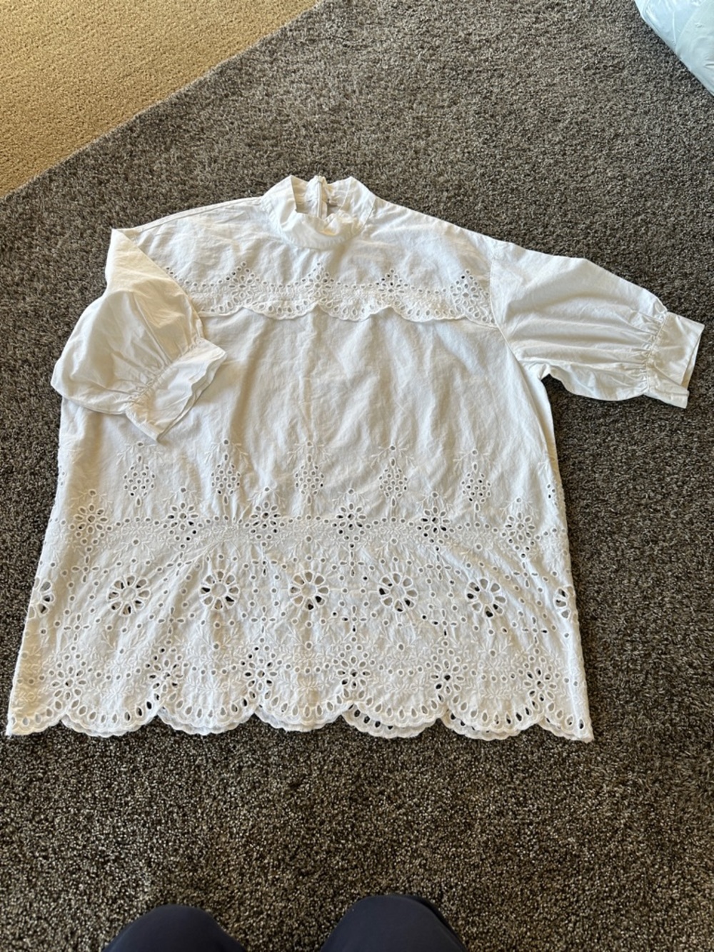 White Eyelet feminine Embroidered Mock Neck Women's Top M/L
